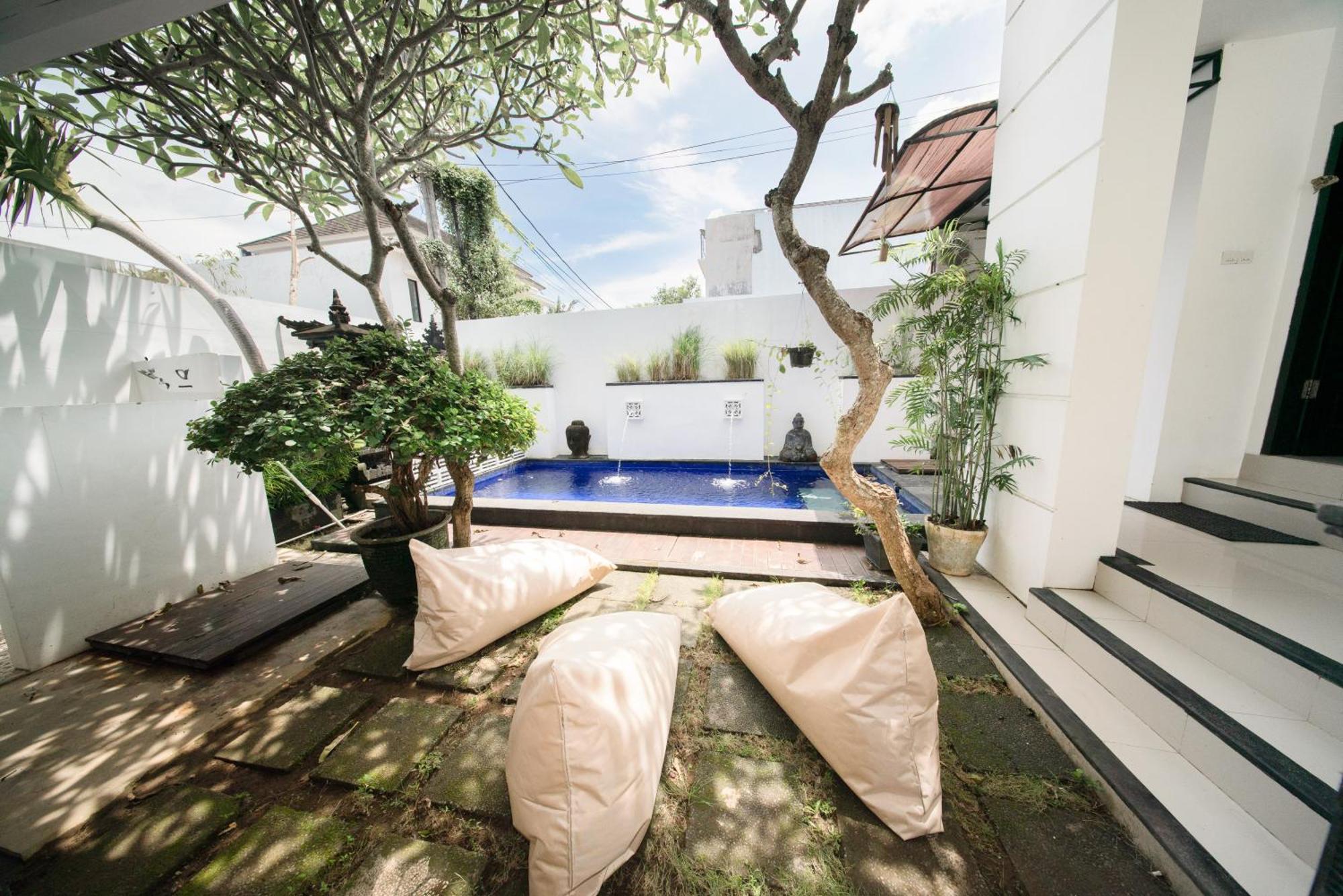 Gilang Balangan Jimbaran Exterior foto
